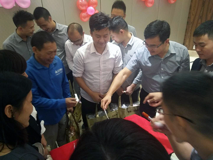 中国·银河集团9873cm(股份)有限公司-官方网站