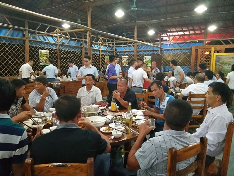 银河集团9873cm喜迎三周年庆，，感恩偕行