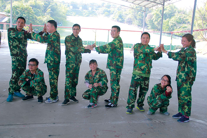 2017年2月13-15日，银河集团9873cm“虎狼道”户外拓展训练圆满竣事