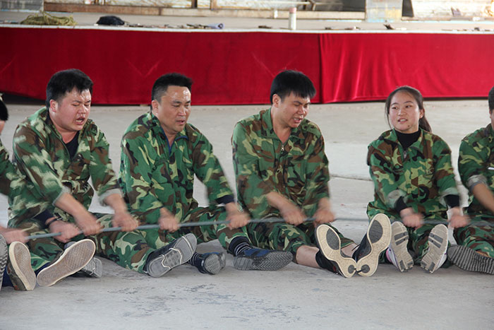 2017年2月13-15日，银河集团9873cm“虎狼道”户外拓展训练圆满竣事
